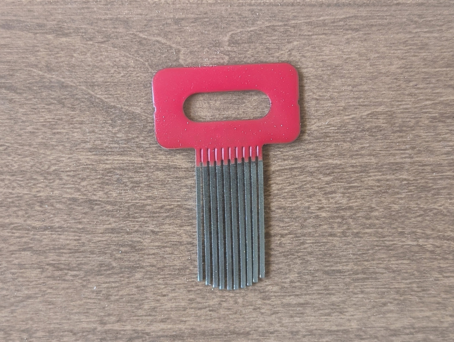 Individual Texturing Combs